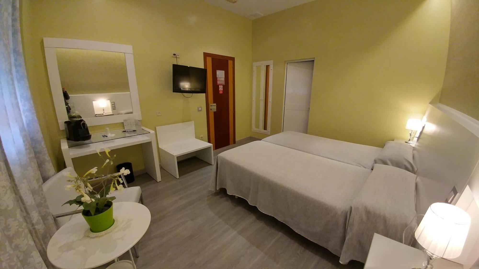 Hostal Paris San Fernando Exteriér fotografie