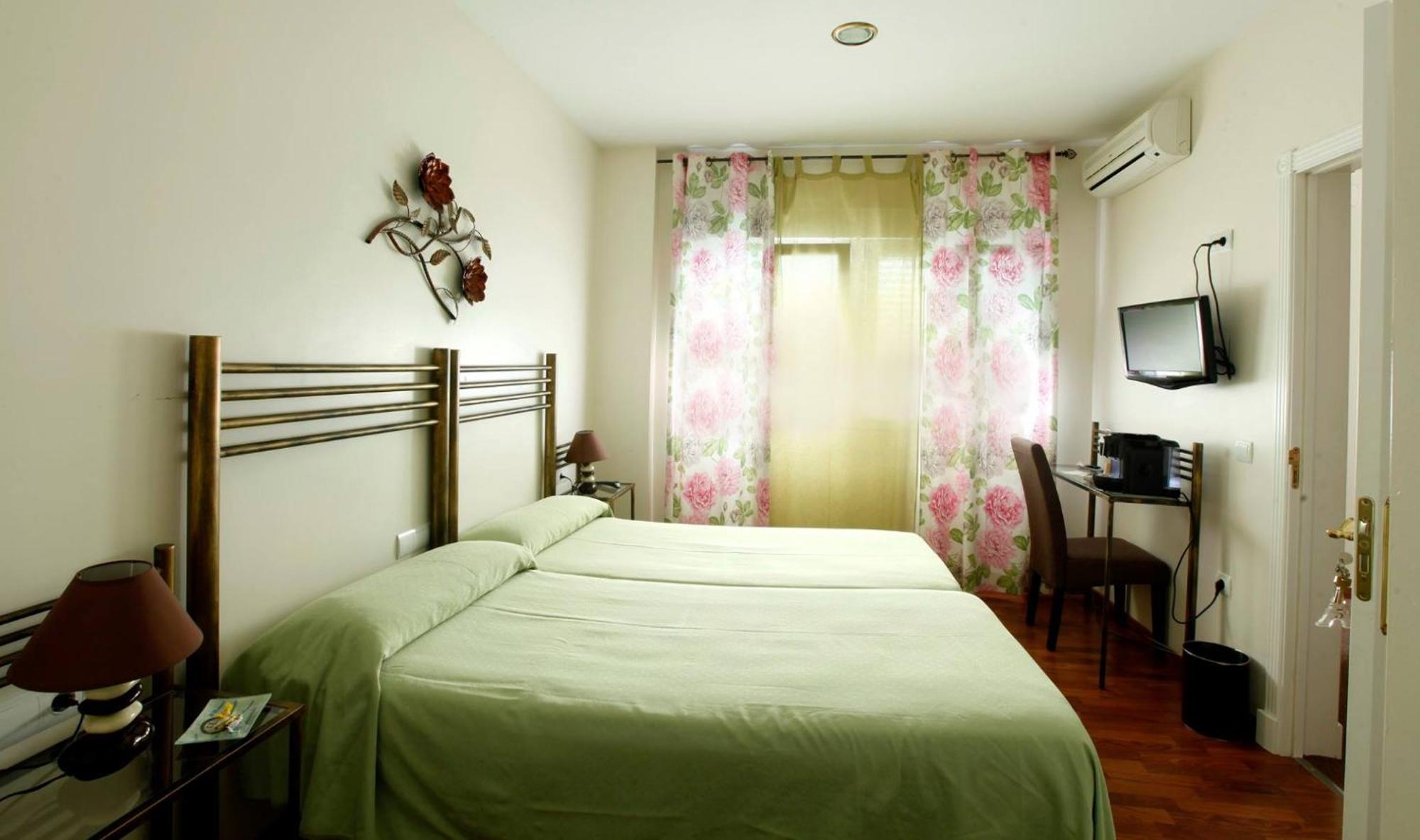 Hostal Paris San Fernando Exteriér fotografie