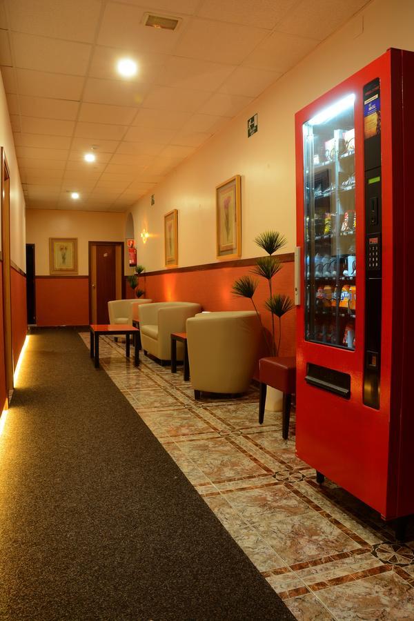 Hostal Paris San Fernando Exteriér fotografie